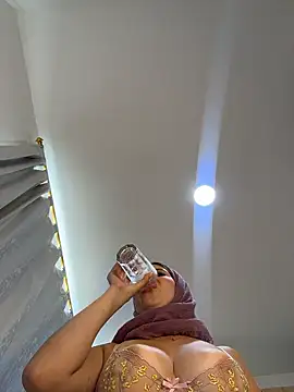 Snapshot of naughty__angel chatting on January 15, 2026, 2:43 pm naughty angel online show from January 15, 2026, 2:43 pm