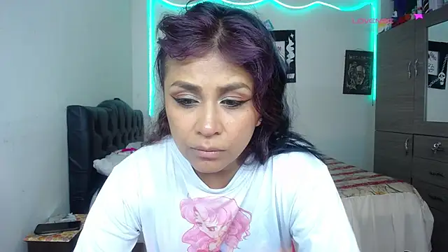 pinky violeta online show from April 6, 2026, 1:12 pm