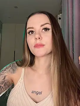 Alina Vibe Me online show from February 25, 2026, 11:47 pm