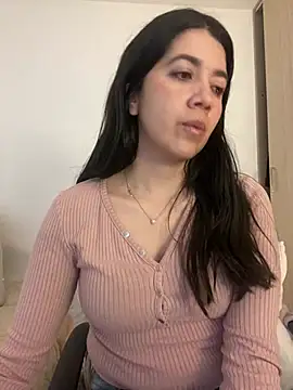 Snapshot of saori_10 chatting on May 1, 2026, 5:56 am saori 10 online show from May 1, 2026, 5:56 am