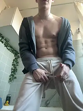 Toyjungee online show from March 3, 2025, 3:20 pm