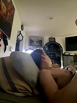 Toyjungee online show from November 11, 2025, 11:54 am