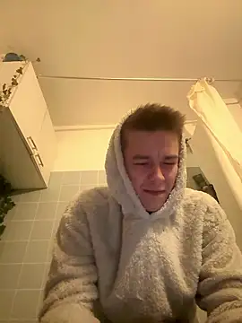 Toyjungee online show from January 7, 2026, 11:29 pm