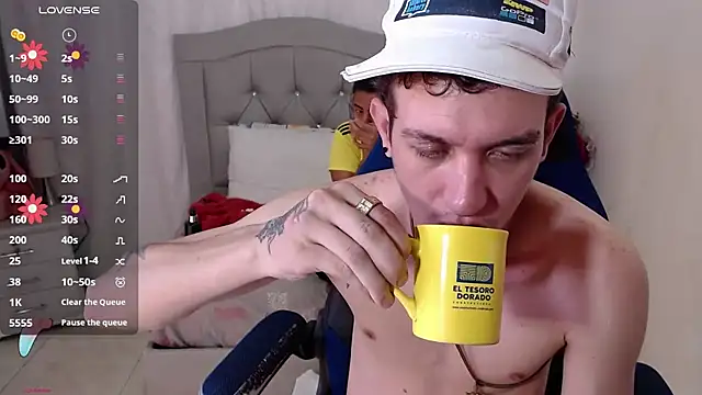 Partnerthot2023 online show from February 1, 2025, 2:02 pm