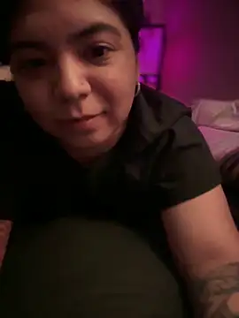 kimmiakiss22 online show from February 14, 2025, 8:42 am