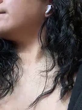 kimmiakiss22 online show from March 13, 2025, 2:16 am