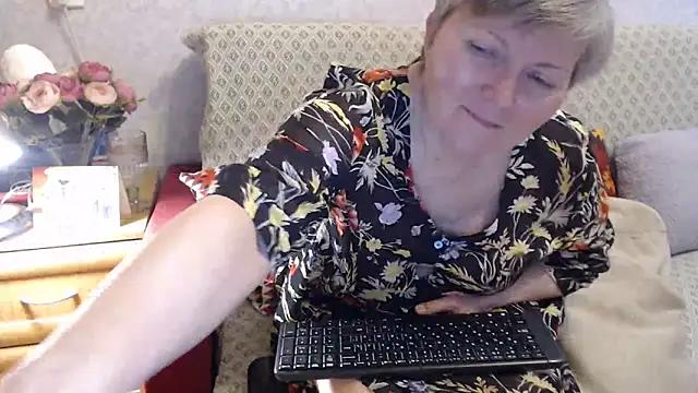 zarinafonliberman online show from June 3, 2026, 6:02 pm