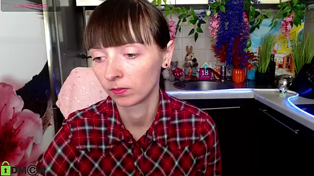 TayanaJons online show from April 2, 2026, 7:17 am