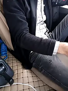 Freezing Duck online show from December 22, 2025, 1:41 pm