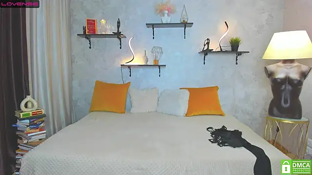 StripBianka online show from March 9, 2025, 1:59 pm