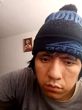 gianfranco1230 online show from September 28, 2025, 3:06 pm