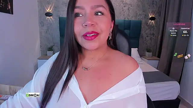 Catilica  sweetx online show from November 6, 2025, 9:05 pm