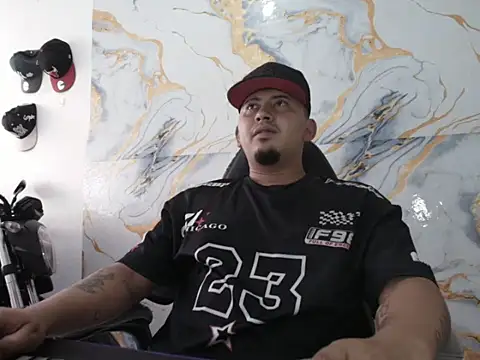 myke andrade online show from February 18, 2026, 9:11 pm