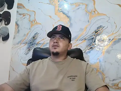 Snapshot of myke_andrade chatting on August 5, 2026, 1:14 pm myke andrade online show from August 5, 2026, 1:14 pm