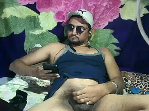 Rocobodymassager online show from January 14, 2026, 9:26 am