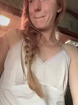 GoldenFlameGoddess online show from March 12, 2025, 3:29 pm