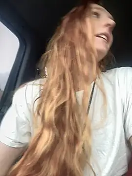 GoldenFlameGoddess online show from March 18, 2025, 6:04 pm