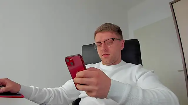 Findom guy online show from March 18, 2025, 9:31 am