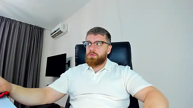 Findom guy online show from April 10, 2026, 12:10 pm