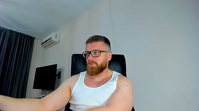 Snapshot of Findom_guy chatting on April 28, 2026, 11:15 am Findom guy online show from April 28, 2026, 11:15 am