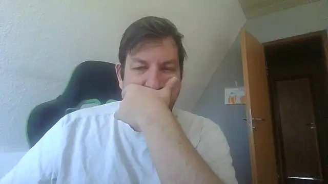 Golffahrer1982 online show from November 10, 2025, 11:09 am