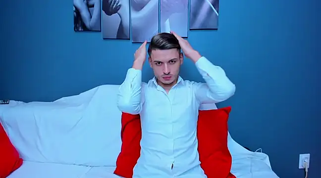 andboyfor6 online show from March 1, 2025, 10:34 am