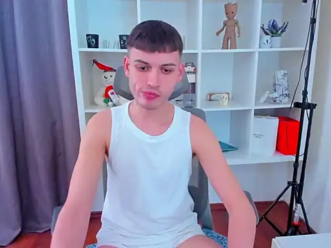 andboyfor6 online show from April 20, 2026, 7:22 am