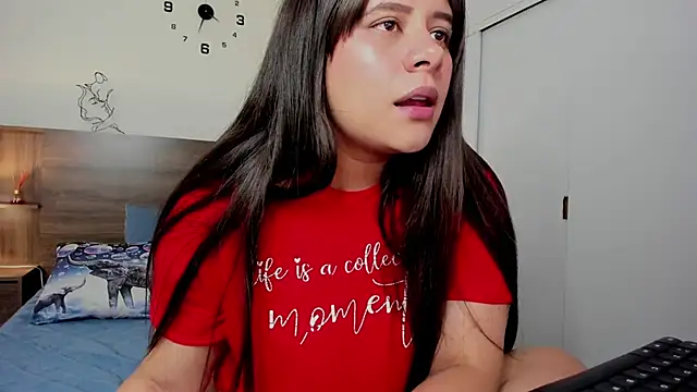 emily adams01 online show from March 18, 2026, 9:29 pm