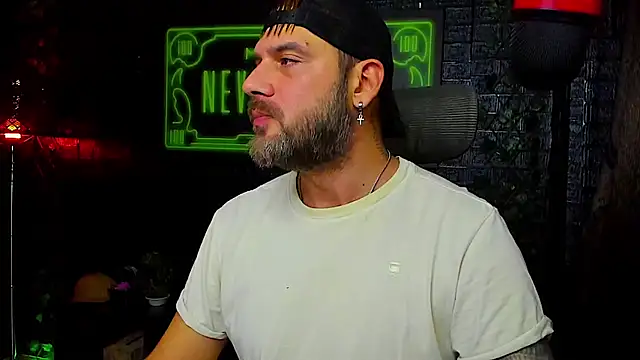 LexXHardy online show from September 24, 2025, 2:48 am