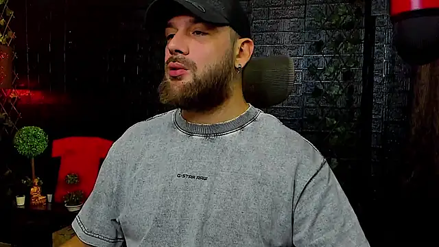 LexXHardy online show from October 19, 2025, 1:01 pm