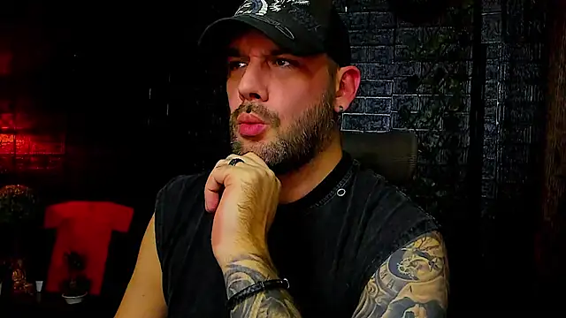 LexXHardy online show from October 25, 2025, 1:13 am