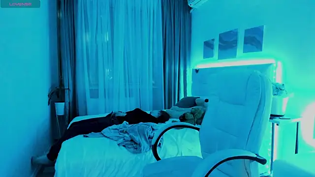 Kathlyn  Heath online show from March 7, 2025, 4:24 am