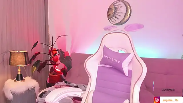 Anngel 1 online show from December 20, 2025, 6:26 pm