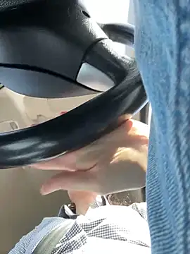 Lilith  D online show from October 7, 2025, 1:52 pm