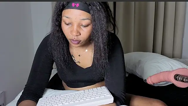 sexycabdy online show from November 10, 2025, 11:04 pm