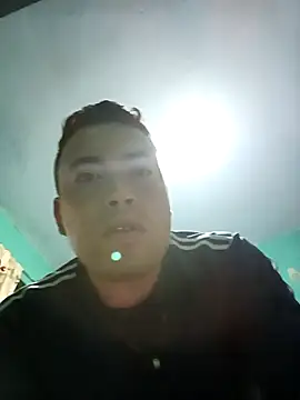 Diego leon27 online show from December 30, 2024, 11:17 pm