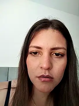 Snapshot of Mia_Hampton chatting on March 9, 2025, 6:32 pm Mia Hampton online show from March 9, 2025, 6:32 pm