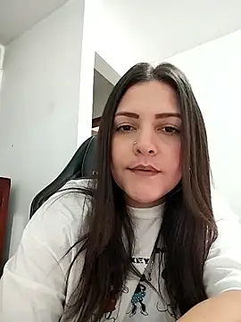 Snapshot of Mia_Hampton chatting on January 18, 2026, 6:44 pm Mia Hampton online show from January 18, 2026, 6:44 pm