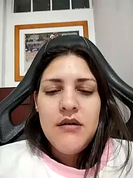 Snapshot of Mia_Hampton chatting on February 14, 2026, 2:52 am Mia Hampton online show from February 14, 2026, 2:52 am