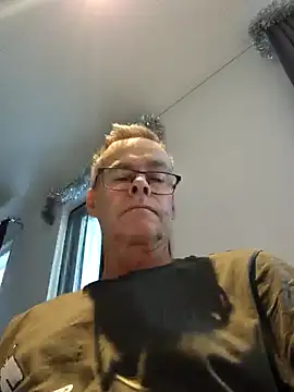 DarrenSullivanSlut online show from December 4, 2024, 10:13 am