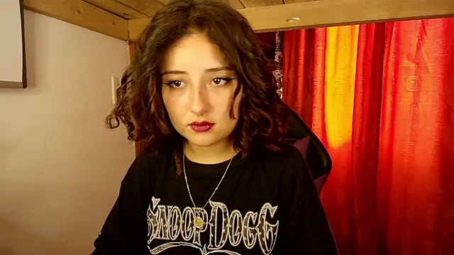 Lilith DeVil  online show from February 25, 2025, 4:42 pm