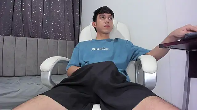 The skinnyguys online show from January 24, 2025, 10:19 pm