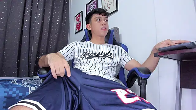 The skinnyguys online show from October 28, 2025, 10:12 pm