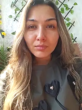 Snapshot of NicolLopeze chatting on May 5, 2026, 8:55 am NicolLopeze online show from May 5, 2026, 8:55 am
