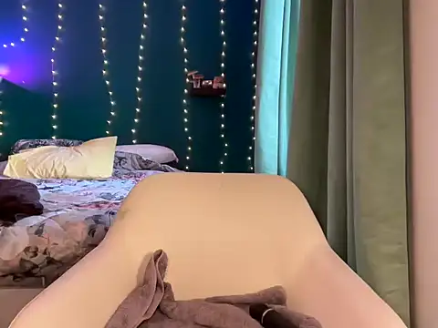 MistyParadiso online show from January 19, 2025, 1:01 pm