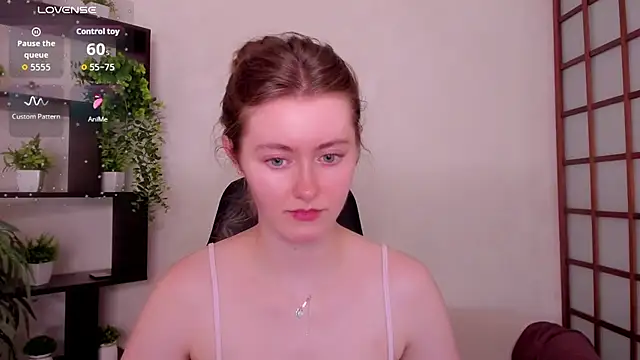 KateCuddle online show from July 7, 2026, 7:34 am