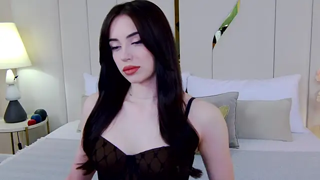 Betty Bridge online show from April 4, 2026, 2:32 am