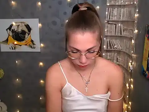 Snapshot of Sport_Tall_Doll chatting on January 18, 2025, 9:24 am Sport Tall Doll online show from January 18, 2025, 9:24 am