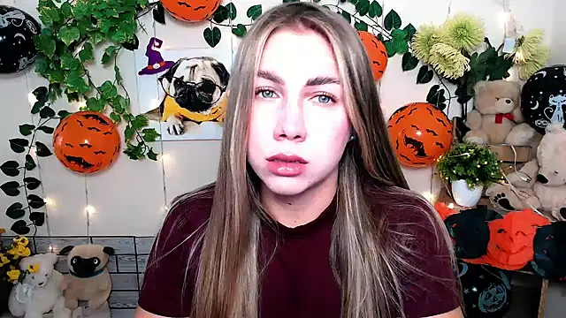 Snapshot of Sport_Tall_Doll chatting on October 31, 2025, 9:10 am Sport Tall Doll online show from October 31, 2025, 9:10 am