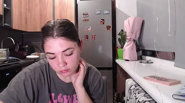 delightful sofi online show from March 5, 2025, 7:49 pm